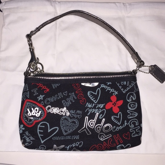 Coach Poppy - Picture 2 of 4